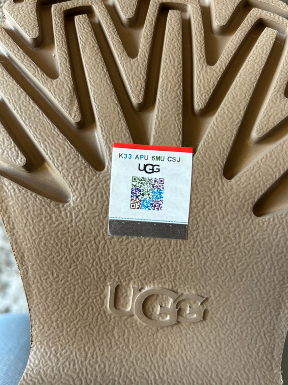 BRAND NEW Ugg Esmee Leather Clog, Shearling Trim, Size 9 - Picture 8 of 9